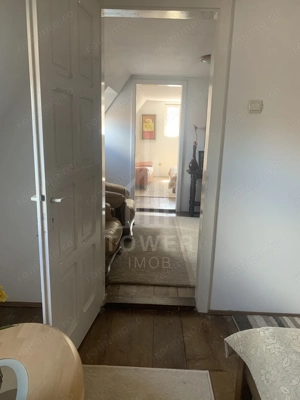 Casă în centrul Cisnădioarei cu 243mp de locuit și teren de 936mp - imagine 4