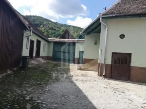 Casă tradițională de vânzare în Fântânele- vedere superba spre munti - imagine 10