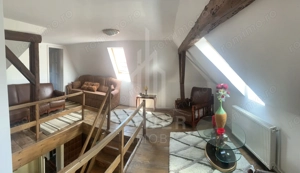 Casă în centrul Cisnădioarei cu 243mp de locuit și teren de 936mp - imagine 16