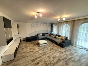 Casă / Vilă cu 5 camere de vânzare - imagine 5