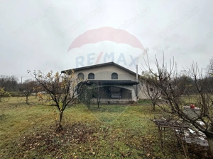 Casă / Vilă cu 5 camere de vânzare - imagine 3