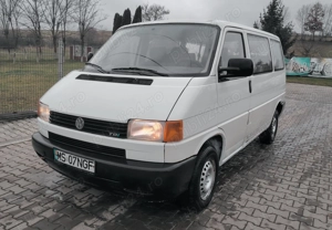 T4 Transporter 2.5 TDI 8+1 locuri an 99