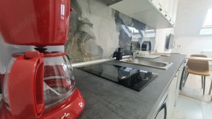 Garsoniera moderna de inchiriat 