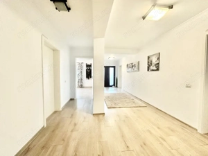 Casa individuala cu 5 camere - 166mp utili - Mosnita Noua - Zona Lild - imagine 8