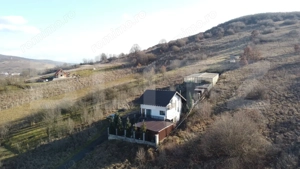 De vanzare Casa cu dependinte in Mera - imagine 2