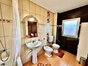 Apartament 3 camere 2 bai, 70mp, parcare, zona Muzeul Apei - imagine 9