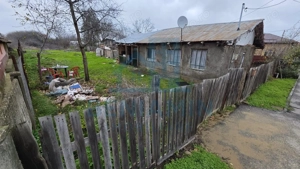 Teren Carcea 923mp Intre case zona buna toate utilitatile 923mp - imagine 2