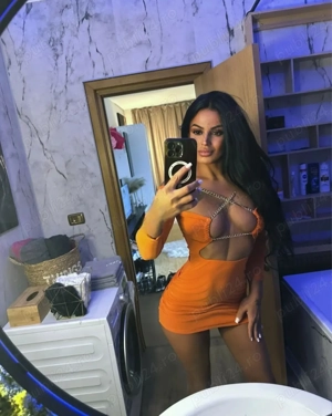  Talia *ATITUDINE -PRO -CLIENT singură fără Colegă 