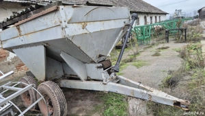 Utilaj MET împrăștiat ingrasaminte