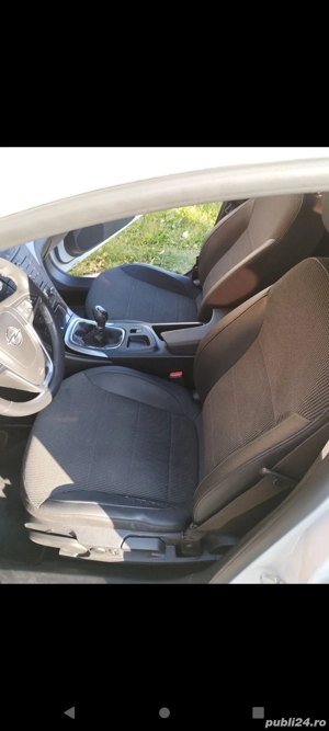 Opel Insignia - imagine 8