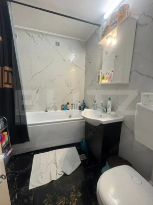 Apartament de vânzare – zonă excelentă și liniștită - imagine 9