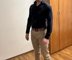 Tanar versatil pentru barbati insurati