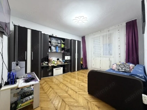 Apartament 3 camere, decomandat, 64mp utili, etaj 3 - Piata Doina - imagine 2