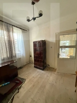 Casa de vanzare, cu 3 camere, doua bucatarii+teren in Simeria - imagine 6