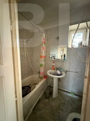 Casa de vanzare, cu 3 camere, doua bucatarii+teren in Simeria - imagine 8