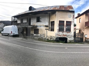  Hală – Investitie - Oportunitate unică lângă Primăria Pietroșița - - imagine 9