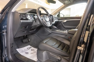 Volkswagen Touareg 3.0 TDI 4Motion - imagine 14