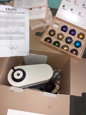 Nou Nouț - Aparat de cafea Nespresso Krups XN9201 Vertuo Pop
