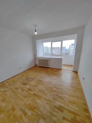 Vând apartament renovat cu doua camere decomandat in Timișoara în zona centrală  - imagine 7