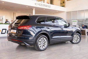 Volkswagen Touareg 3.0 TDI 4Motion - imagine 8