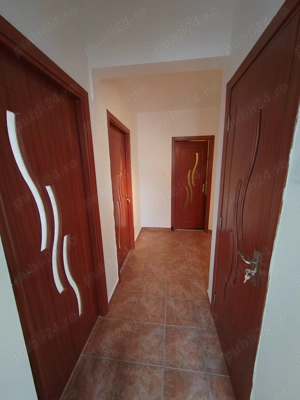 Vând apartament renovat cu doua camere decomandat in Timișoara în zona centrală  - imagine 10