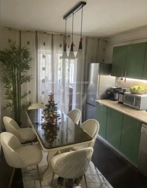 3 camere 4/8, bloc 1984, proiect centrala -Gorjului - imagine 4