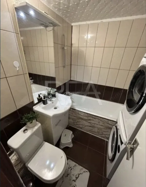 3 camere 4/8, bloc 1984, proiect centrala -Gorjului - imagine 6