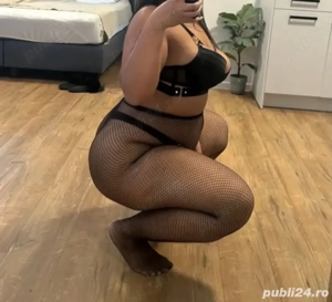 Noua!!! bruneta cu forme