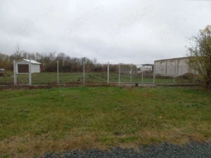 Teren intravilan intabulat, sat Icloda, com. Sacosu Turcesc, 1000 mp - imagine 3