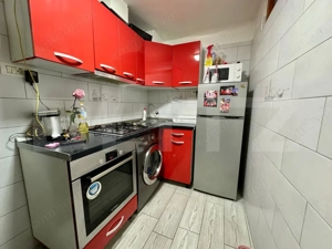 Apartament 2 camere, decomandat, zona Decebal - imagine 5