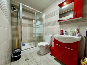 Apartament 2 camere, decomandat, zona Decebal - imagine 8