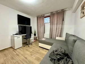 Apartament 2 camere, decomandat, zona Decebal - imagine 2
