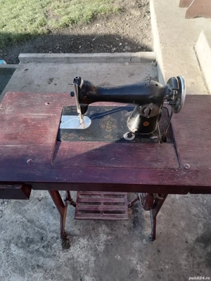 Vînd mașina de cusut union telefonul    - imagine 2