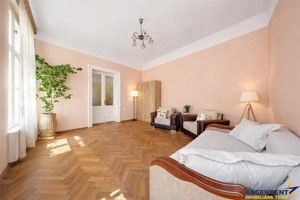 Apartament in vila cu amprenta istorica,180mp,gradina,pod,Centrul Istoric,Brasov - imagine 3