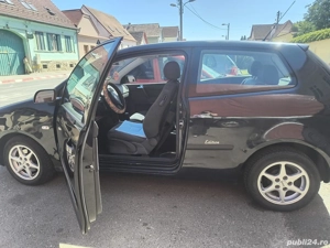 vand polo din 2001 acte la zi.