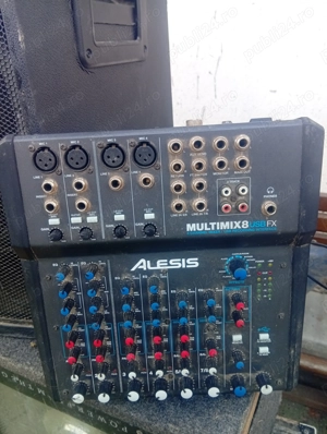 Vând boxe cu 3 stați 