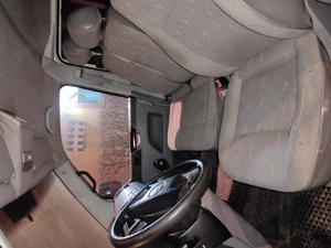 Vw transporter T5 persoane 8+1 - imagine 6