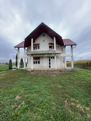 Casă cu teren 5.900 mp – comuna Gheorghe Doja