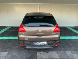 Peugeot 3008 Hybrid 4x4 2.0 Diesel 200 CP An 2013 - imagine 4