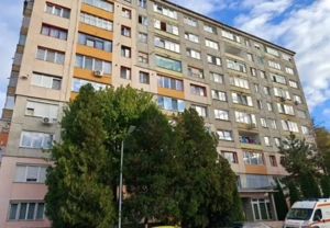Cota de 3/16 Apartament 2 camere, Loc Hunedoara, Jud Hunedoara