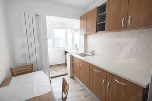 Apartament 3 camere, 60mp, zona Cugir