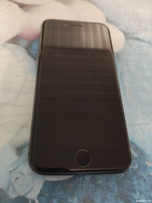 iPhone 8 cu 64 GB