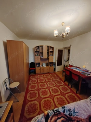 Vând apartament cu doua camere aproape de zona centrală  - imagine 2