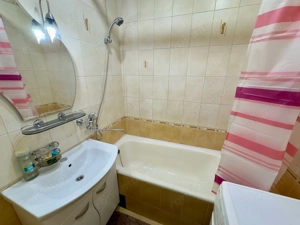 Apartament cu doua camere in zona Olimpia - imagine 4