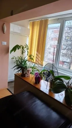 Apartament cu 4 camere, etaj 2, boxa si garaj, zona Steaua, Timisoara - imagine 11