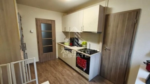 Apartament cu 4 camere, etaj 2, boxa si garaj, zona Steaua, Timisoara - imagine 2