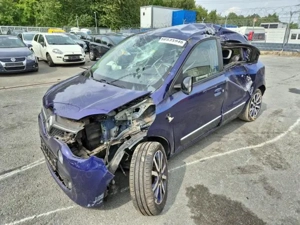 Dezmembrez / dezmembrari piese auto Renault Twingo 3 III motor 1.0 SCe 70 H4D400 52kw 71cp 88.891km  - imagine 2