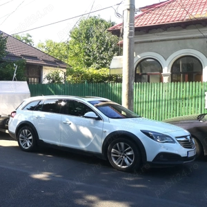 Opel Insignia Country Tourer 2.0 BiTurbo 4x4 Automat (Avariat) - imagine 4