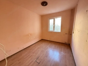 Garsoniera practica, 13 mp, etaj 2 - zona Girocului