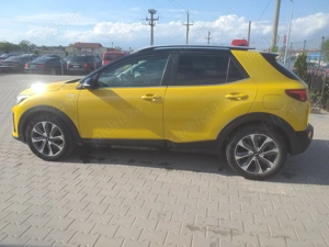 VAND kia stonic 2019 - imagine 3